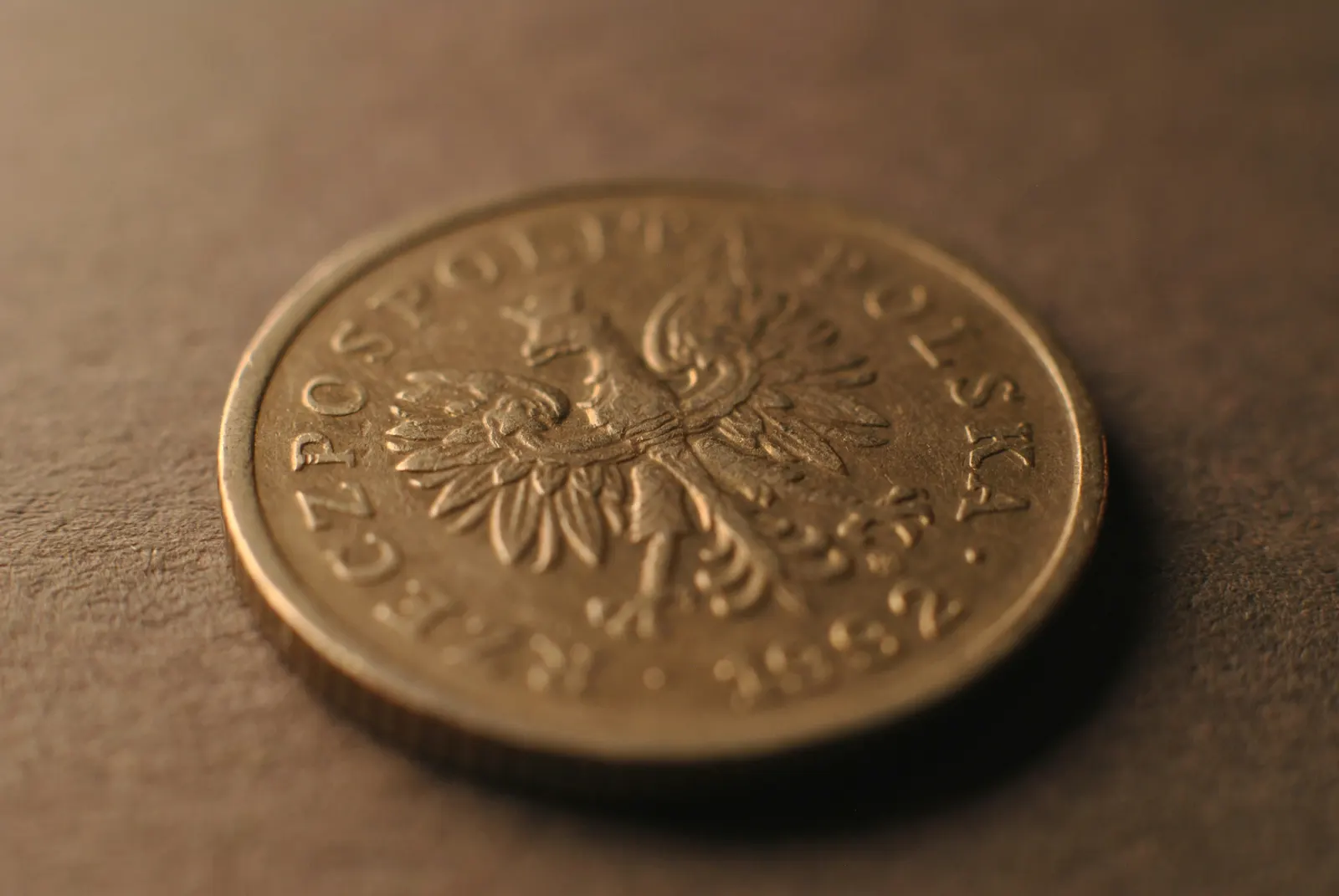 Weekend z Gotówką: Ogólnopolska Awaria Terminali Płatniczych. Atak czy Zwykła Awar-ia?