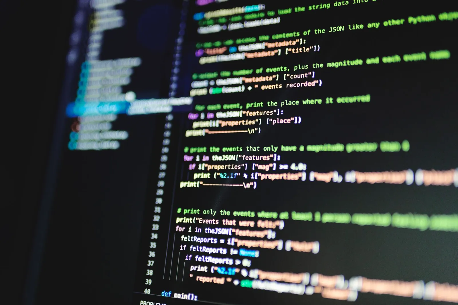 Atlassian: krytyczna luka w Jira, Confluence i Bitbucket Data Center pozwala czytać pliki bez logowania